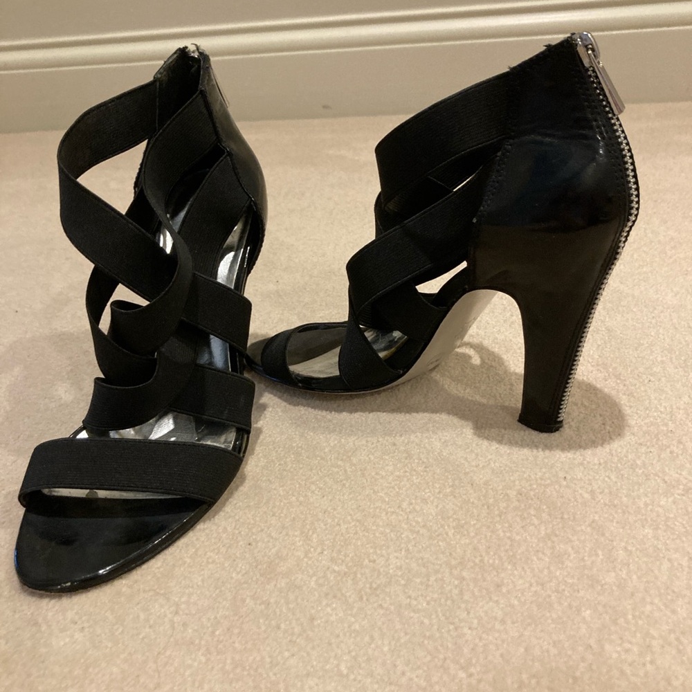 Zipper detail heels